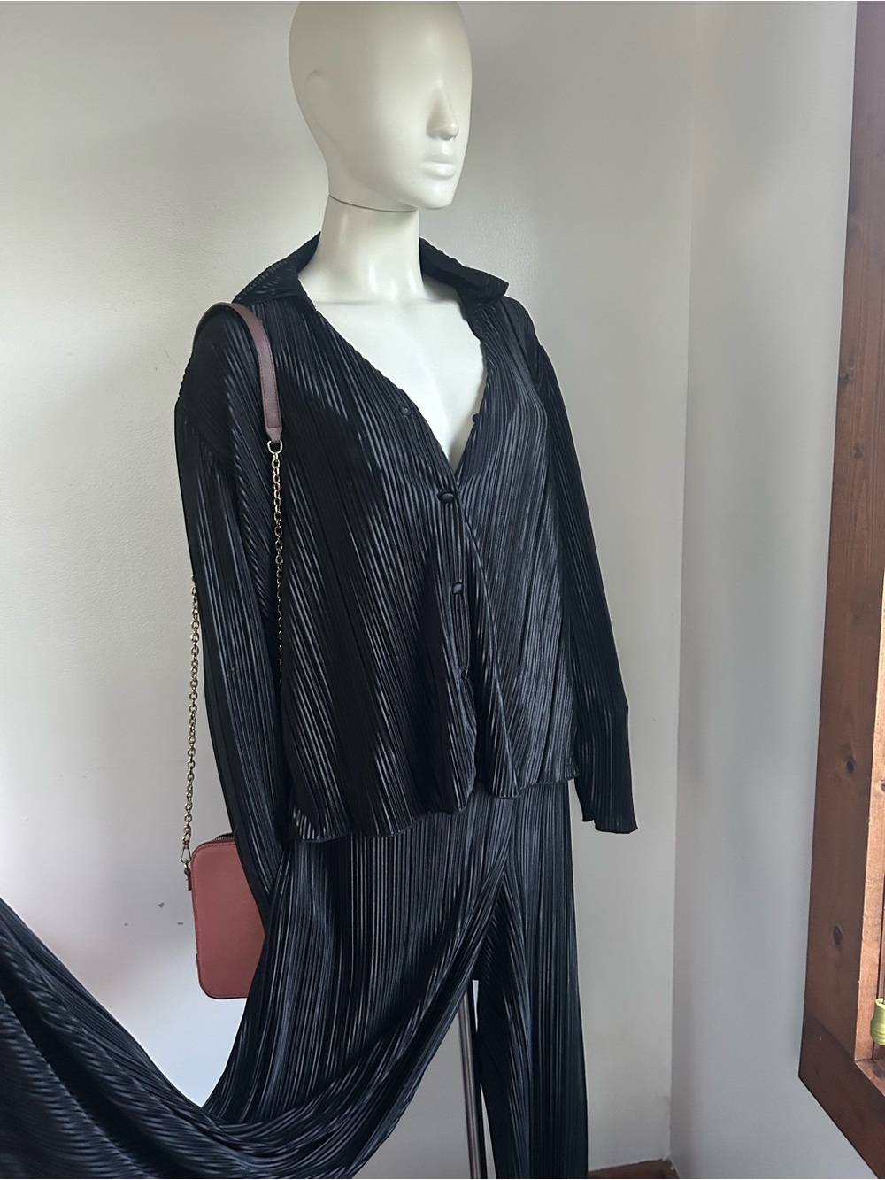 Black Pleated Button-Front Blouse and Pant Set shiny new junior m